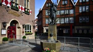 https___cdn_cnn_com_cnnnext_dam_assets_180408205207-muenster-van-attack-scene-day-after